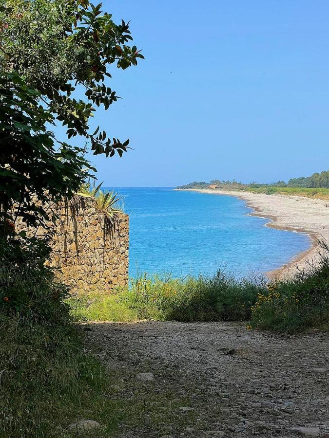 Villetta Sul Mare Acquedolci Eksteriør billede